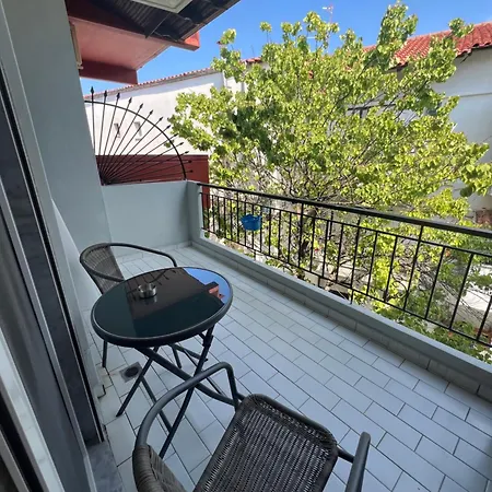 4 * Pefkochori